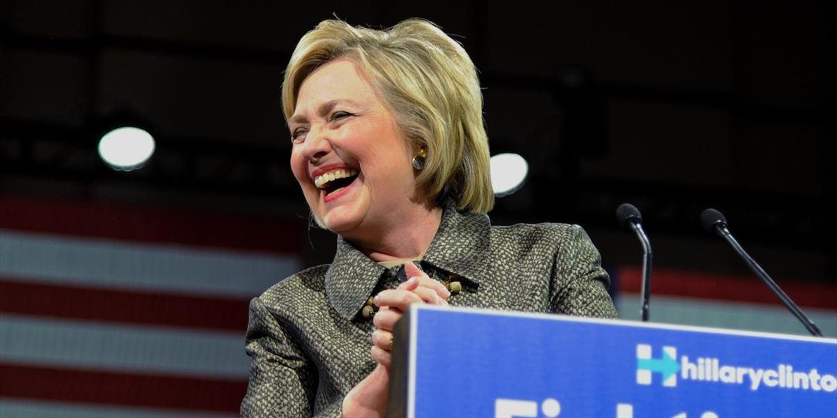 V demokratických primárkach vyhrala v štyroch z piatich štátov Clintonová