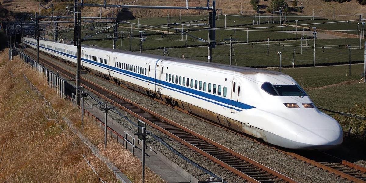 Vysokorýchlostné vlaky už po zemetrasení na juhu Japonska znova premávajú