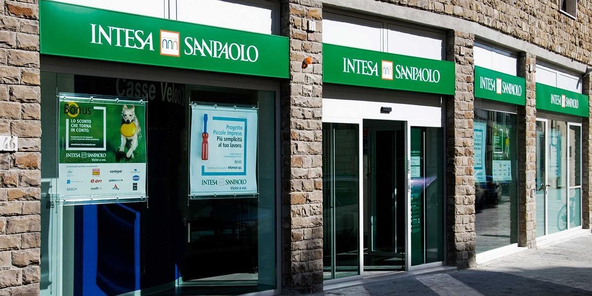 Talianska banka  Intesa Sanpaolo rokuje o predaji aktív spoločnosti ICBPI