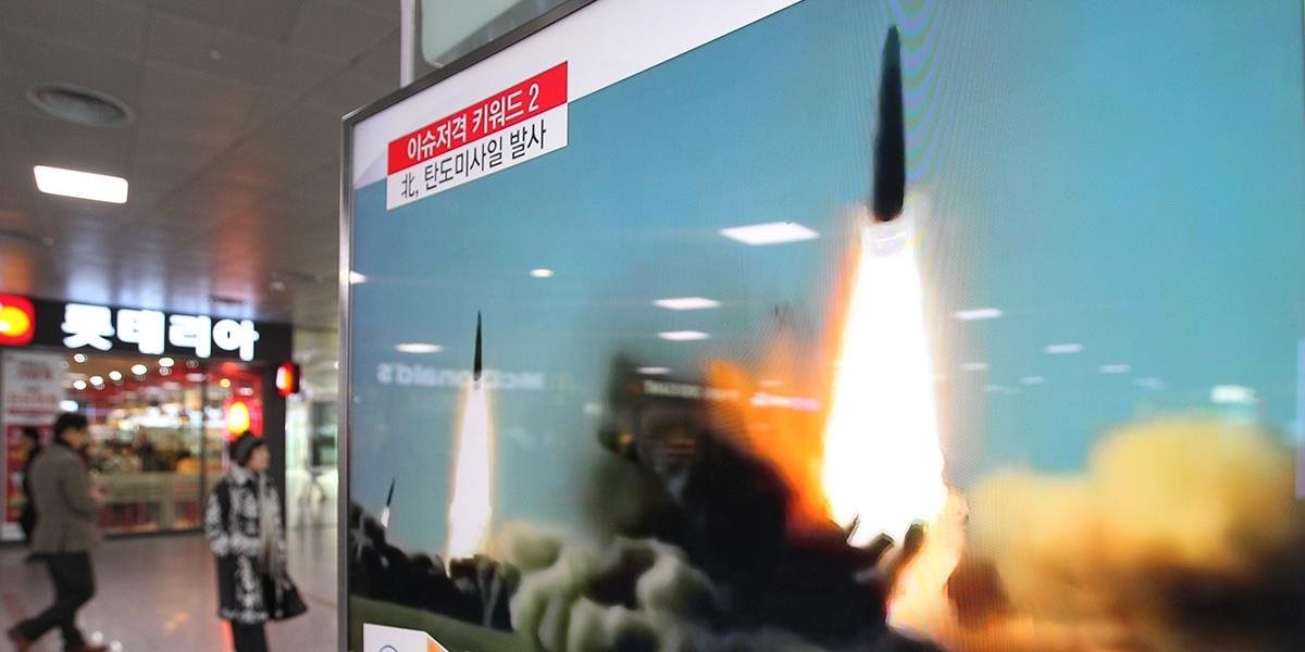 KĽDR sa zrejme pokúsila odpáliť balistickú raketu, údajne neúspešne