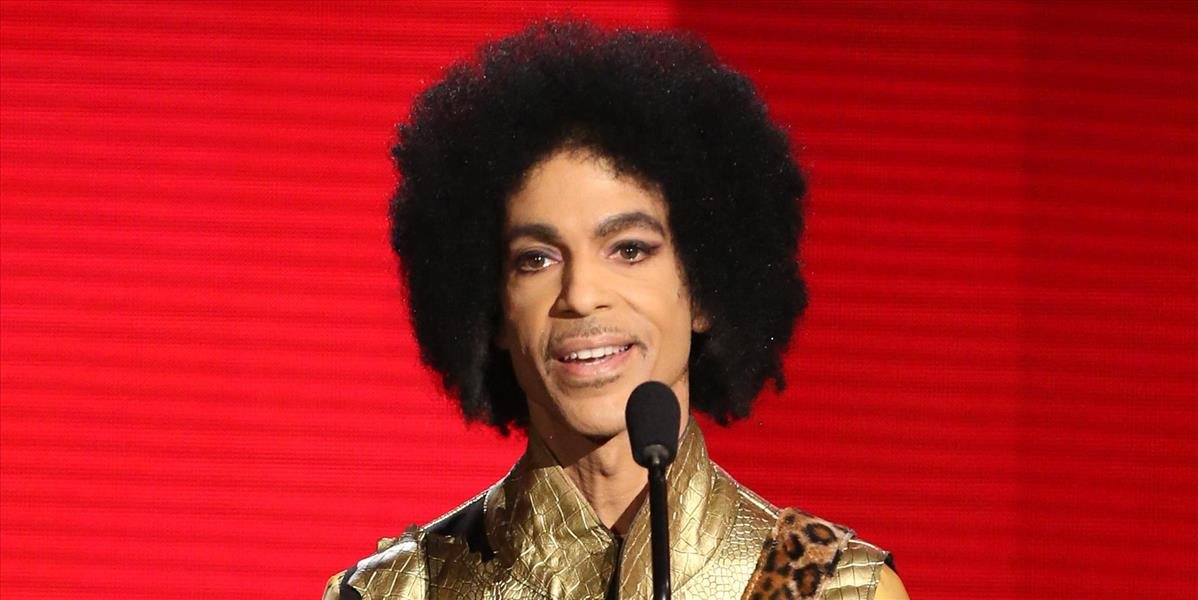 Spevák Prince v čase svojej smrti prechovával dosiaľ neznáme analgetiká