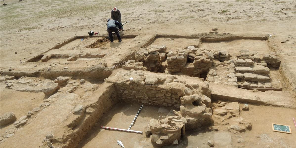 Unikátny nález: Archeológovia objavili v Detve pravekú osadu
