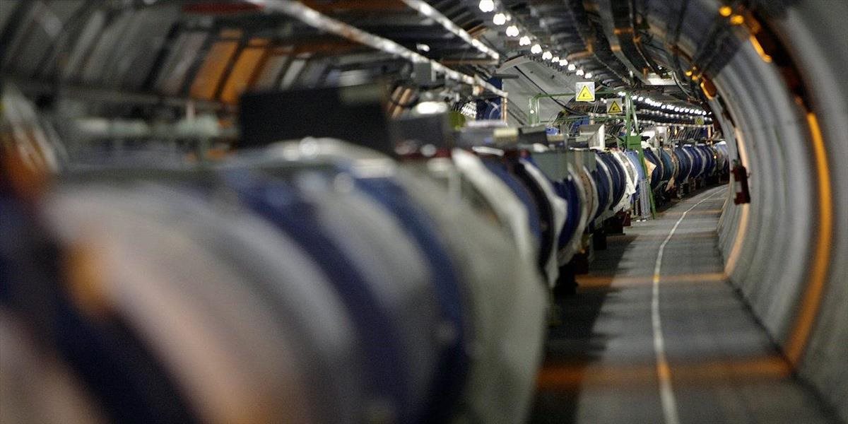 Lasica prerušila činnosť Veľkého hadrónového urýchľovača pre jadrový výskum pri Ženeve