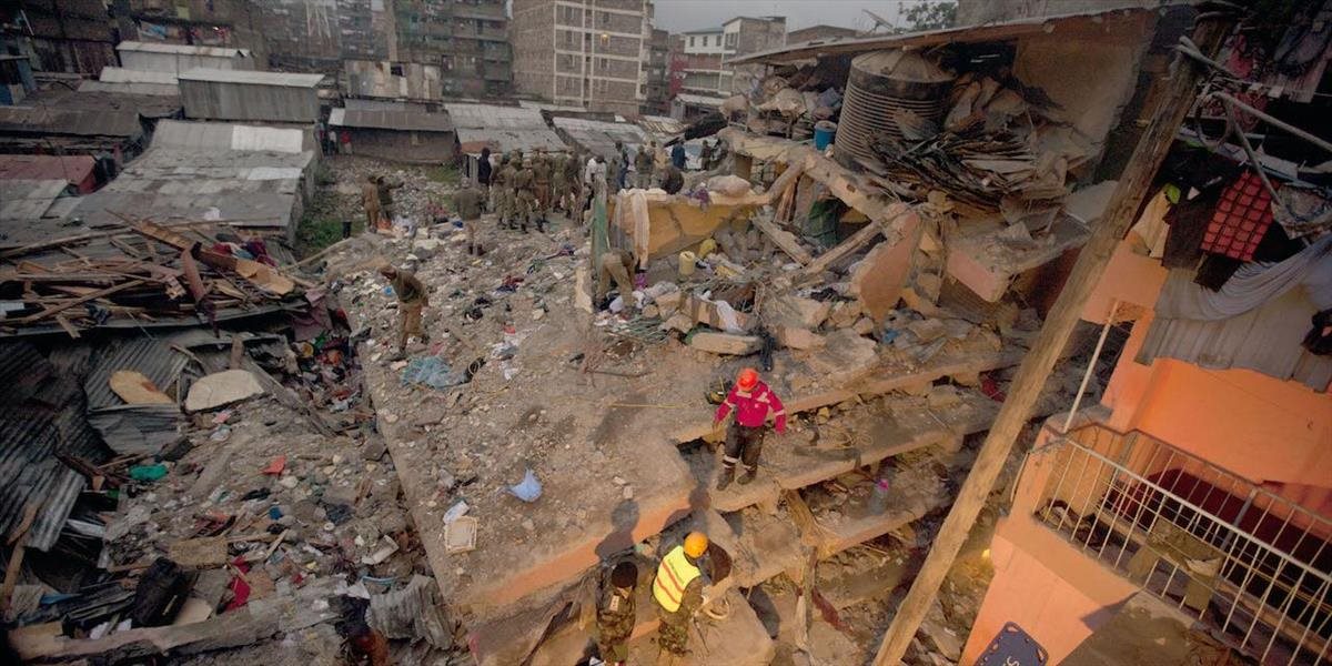 VIDEO V Nairobi sa zrútila šesťpodlažná budova: Hlásia sedem obetí