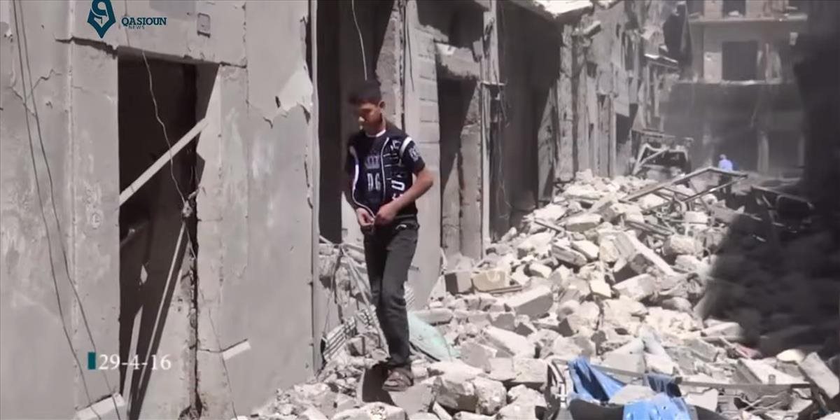Monitorovacie skupiny v Sýrii hlásia nálety vládnych síl na Aleppo