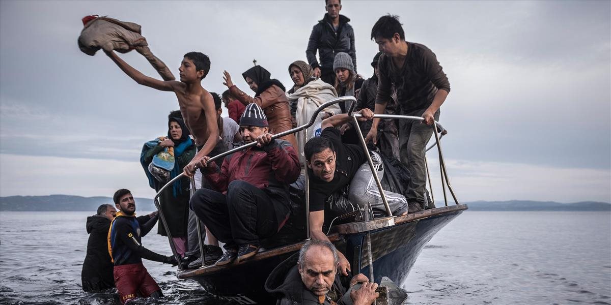 Po potopení sa lode v Stredozemnom mori je nezvestných 84 migrantov