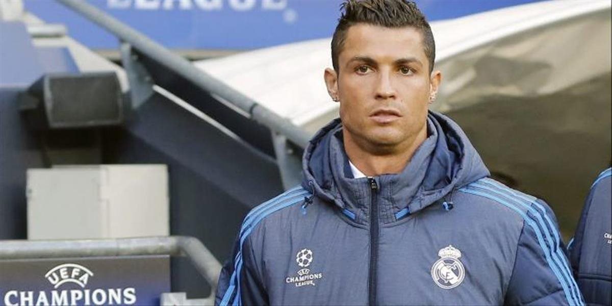 Cristiano Ronaldo požiadal o pomoc lekársky tím Barcelony