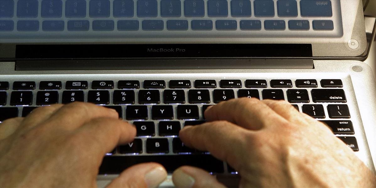 Hakeri zo zahraničia zaútočili na server maďarskej vlády tisíckami útokov