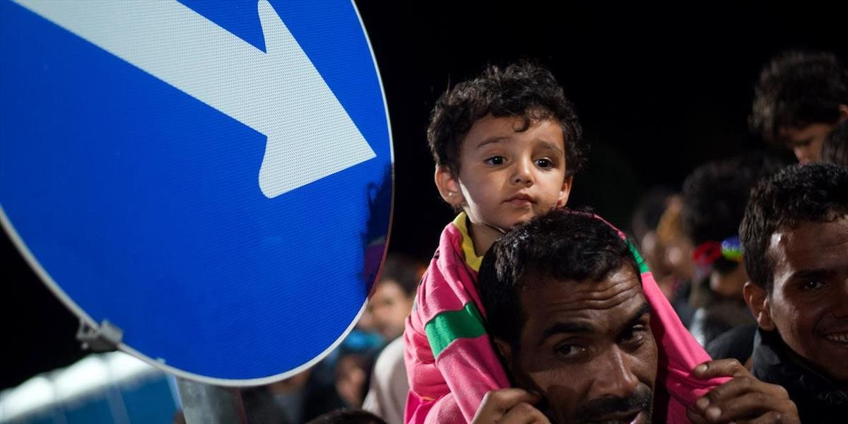 Prevádzač s migrantmi prerazil na maďarskom hraničnom priechode Letenye závory