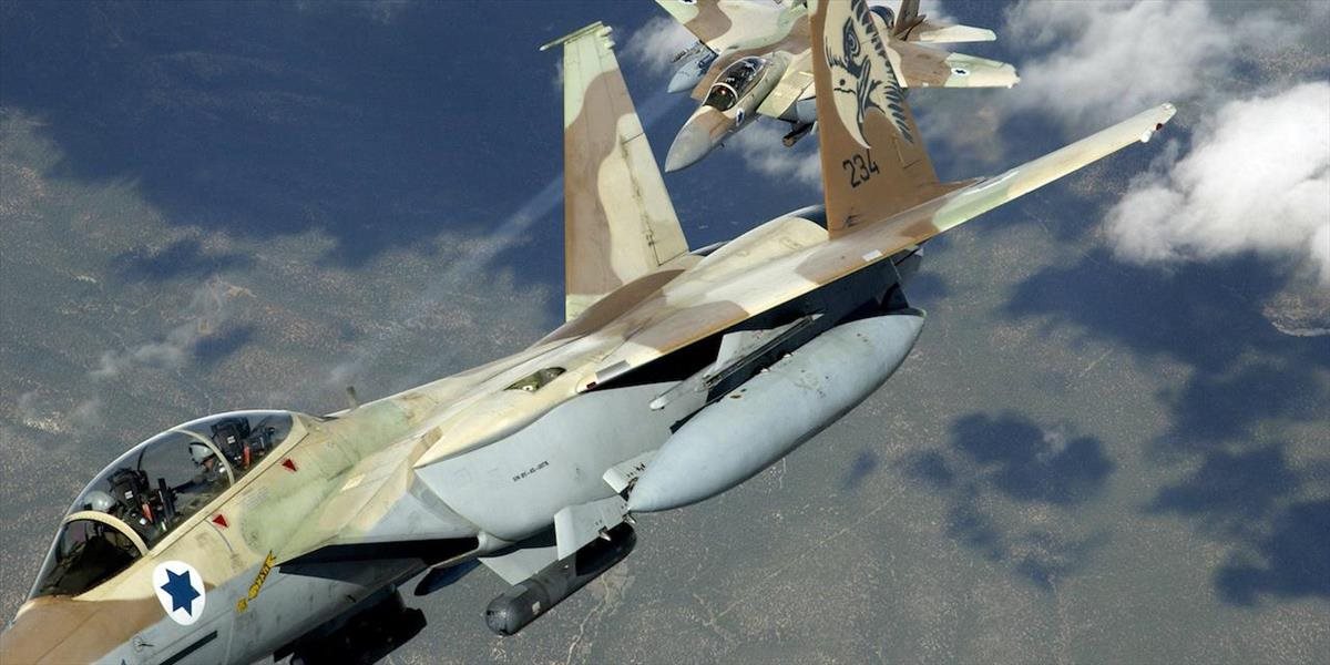 Izraelská armáda podnikla ďalší odvetný letecký útok na pozície Hamasu