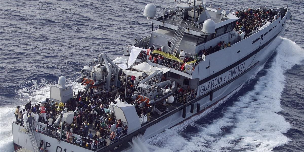 Taliansko zachránilo v Stredozemnom mori takmer 1800 migrantov