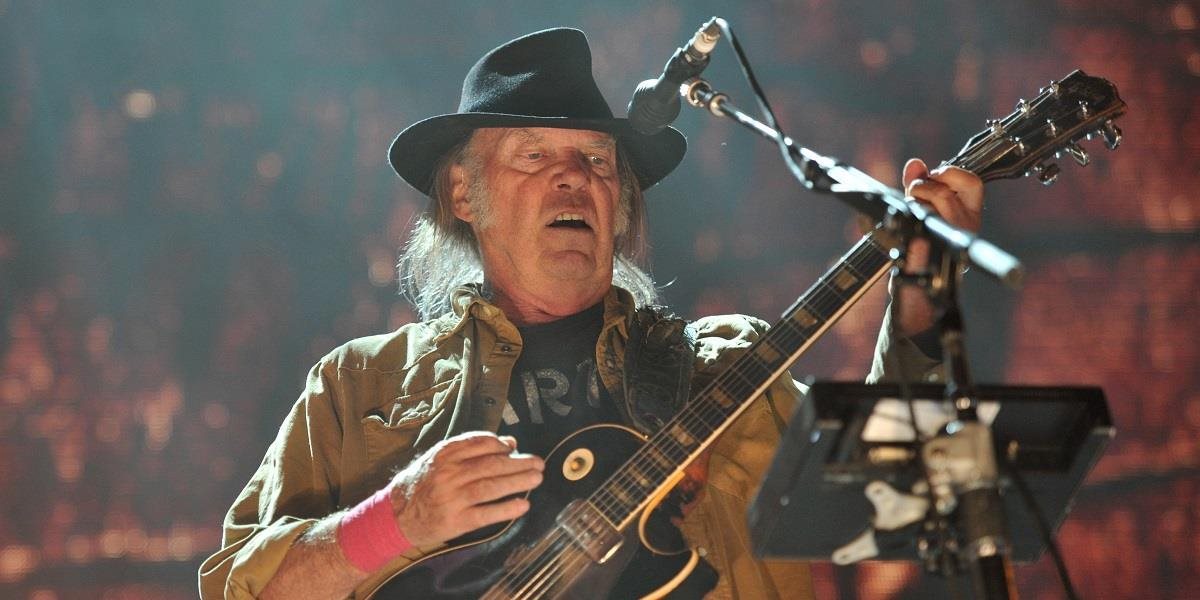 Neil Young predstavil album Earth