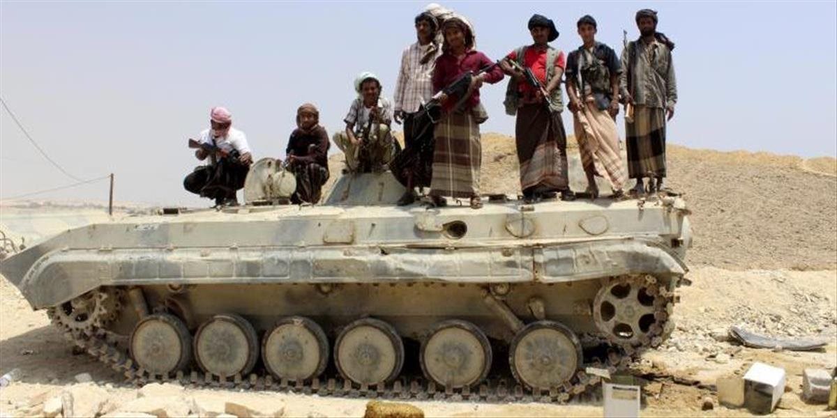 Letisko v niekdajšej bašte al-Káidy v Jemene obnovilo prevádzku