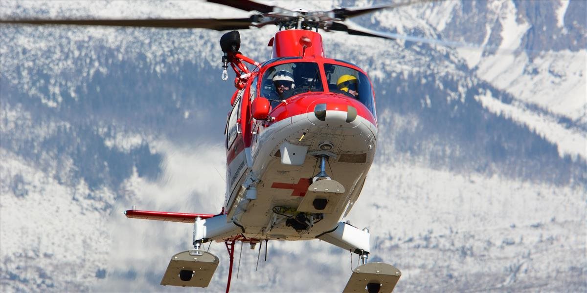 Iba 15-ročného motocyklistu musel zachraňovať vrtuľník