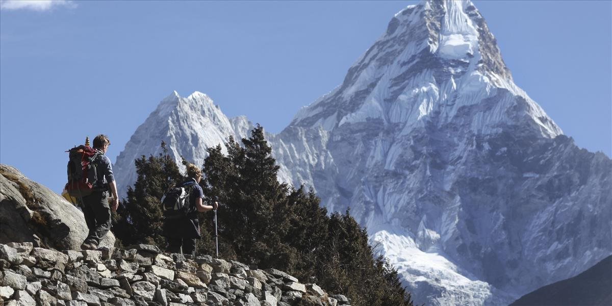 V strednom Nepále museli evakuovať 19 horolezcov