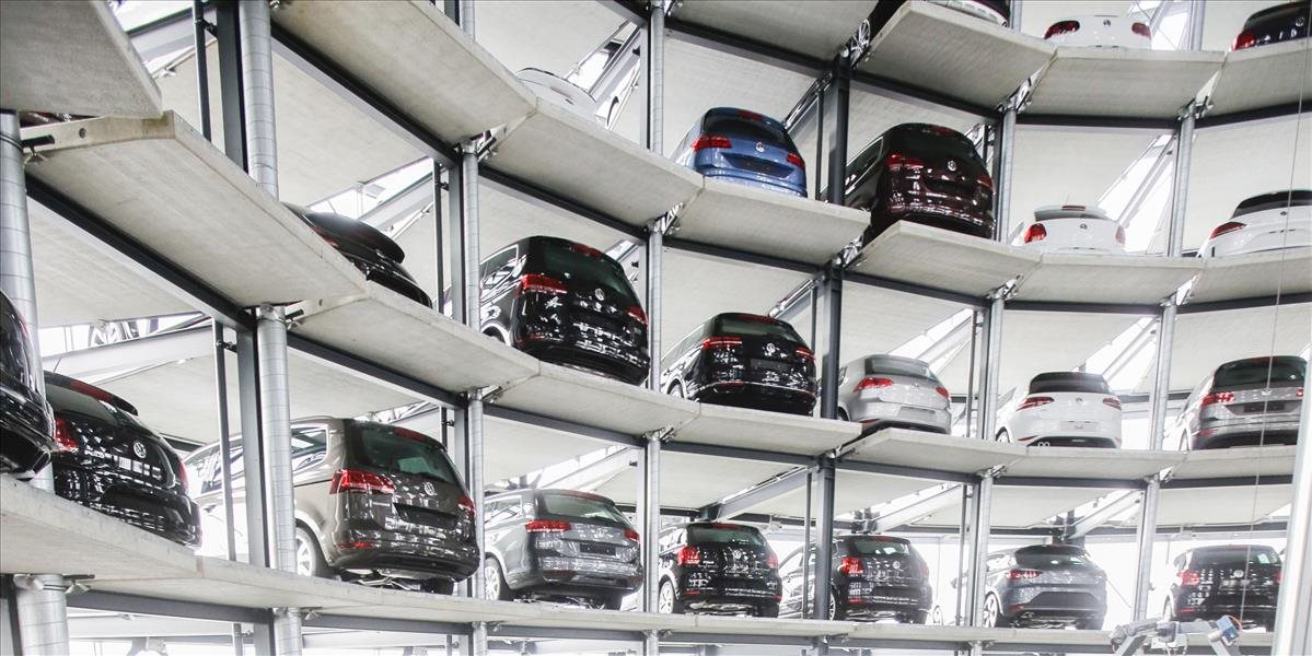 Volkswagen zvolal v Česku do servisov prvých 1000 áut