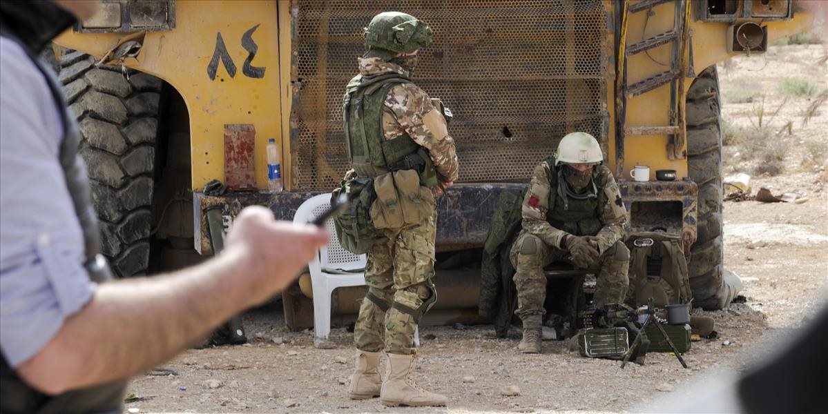 V blízkosti náleziska v Palmýre stavajú ruské jednotky novú základňu
