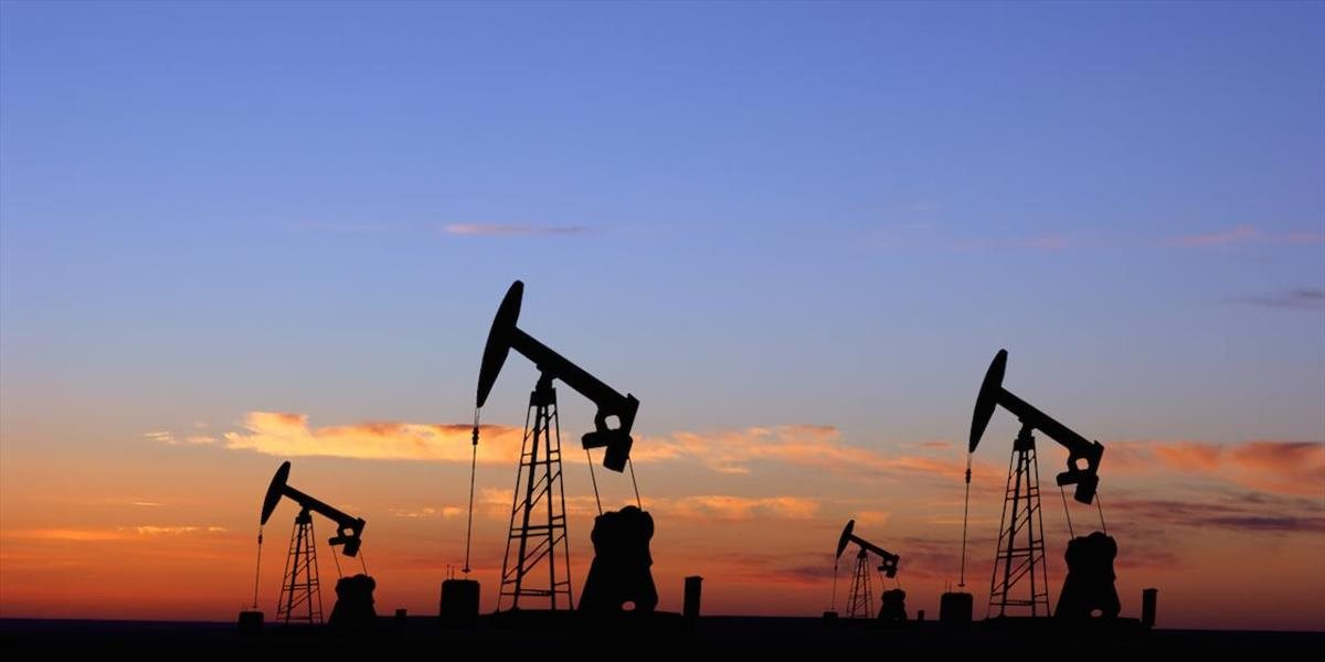 Ceny ropy a zlata v stredu klesli