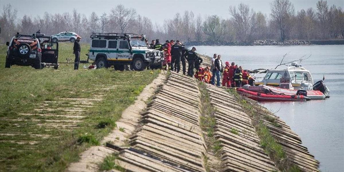 Okolnosti úmrtia ženy, ktorej telo našli v Dunaji sú zatiaľ neznáme