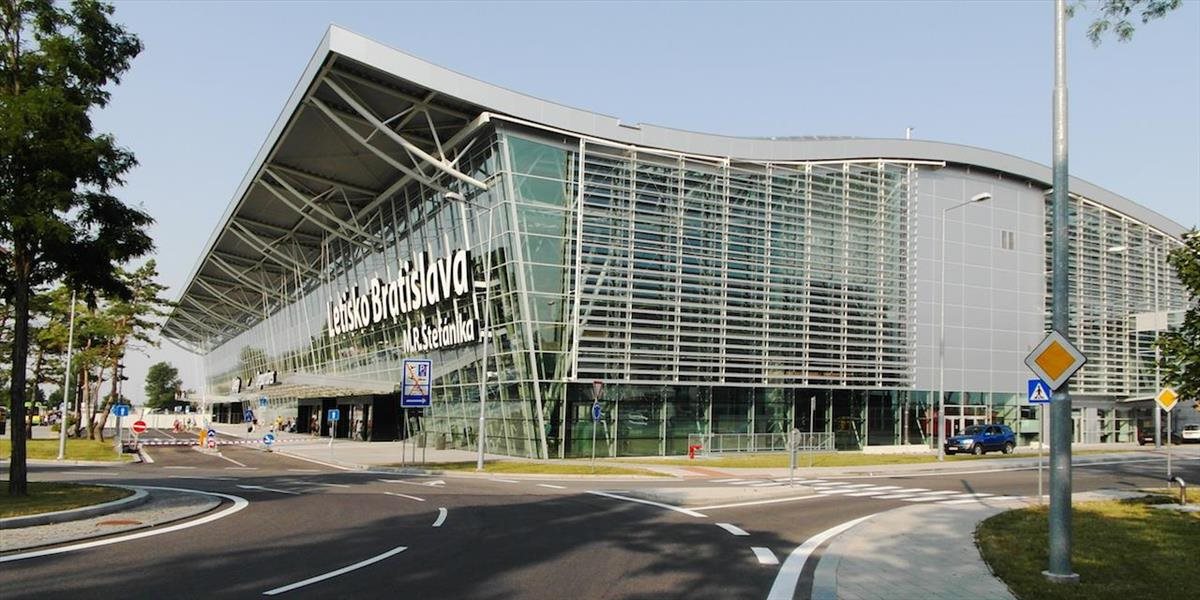 Na bratislavskom letisku cvičili zásah pri leteckej nehode