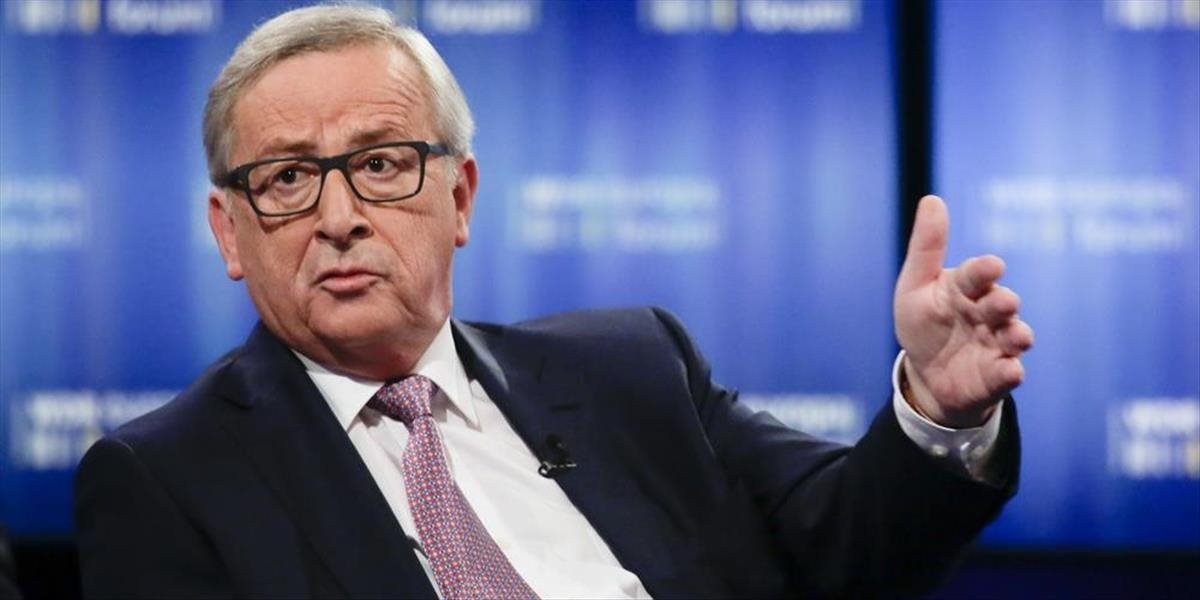 Juncker sa pridal k politikom, ktorí varujú Britov pred dôsledkami brexitu