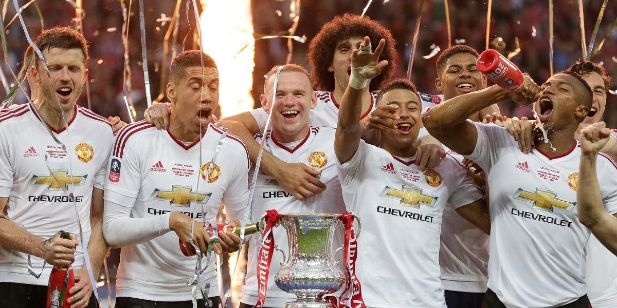 Manchester United dvanásty raz získal Anglický pohár FA Cup