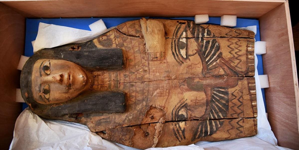Izrael v rámci otepľovania vzťahov vrátil starožitné sarkofágové veká Egyptu