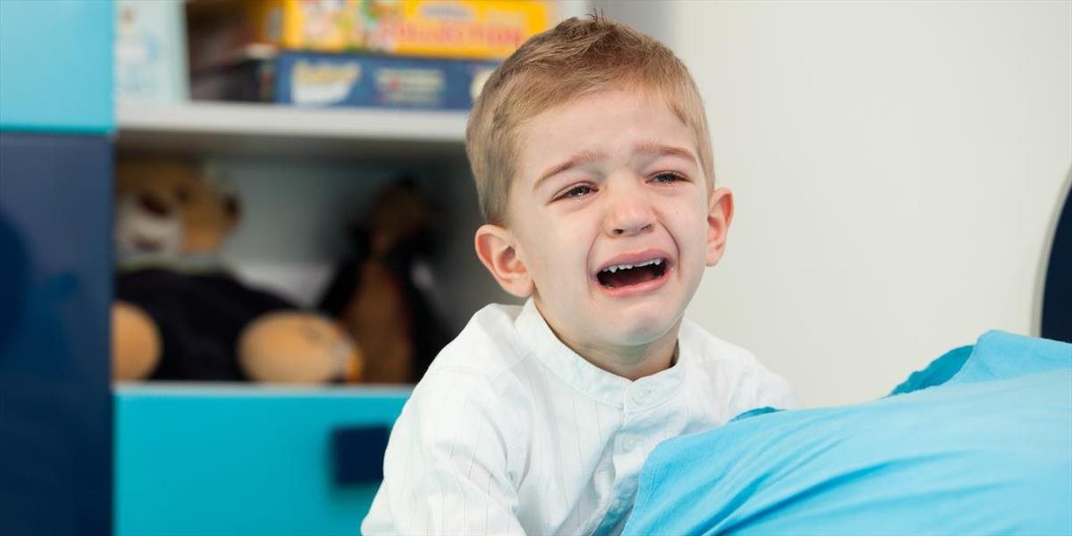 Nočné pomočovanie detí sa dá liečiť, upozorňujú odborníci