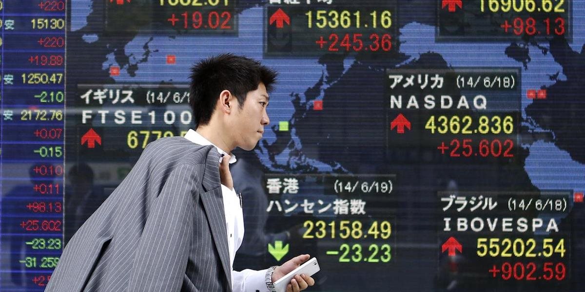 Japonský akciový trh v pondelok oslabil