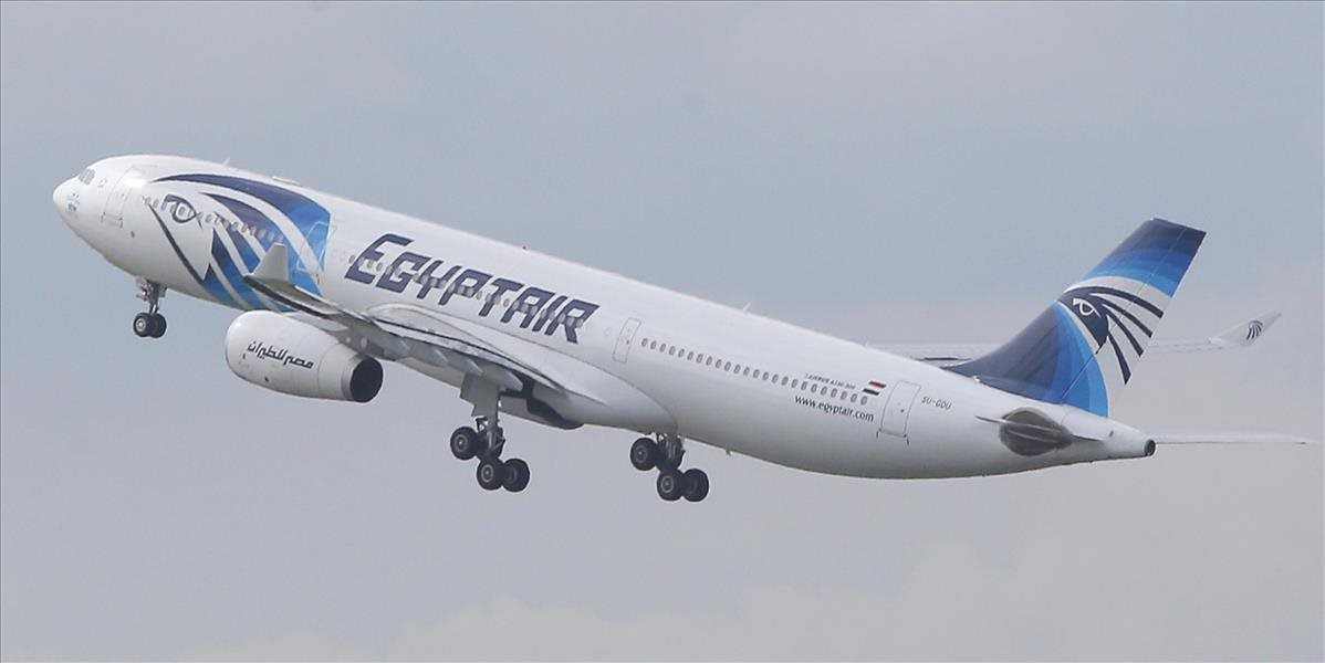 Nebol to teroristický útok: Pilot lietadla EgyptAir sa snažil uhasiť požiar, spravil riskantný manéver