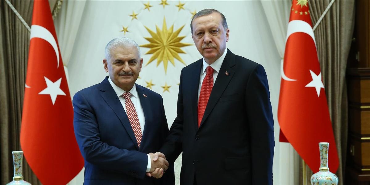 Prezident Erdogan odobril novú tureckú vládu