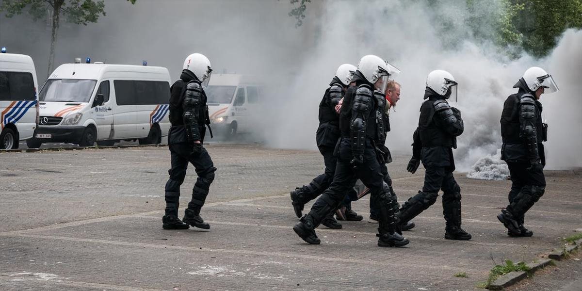 Šéfa bruselskej polície zranili počas demonštrácie