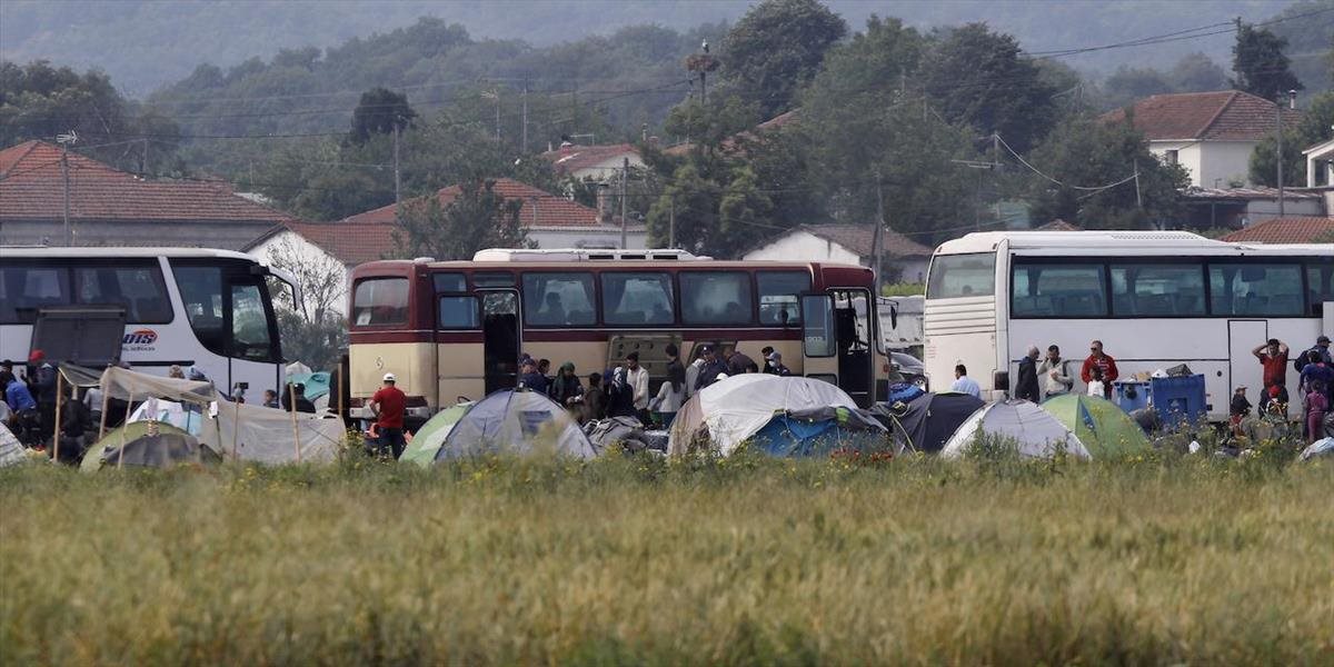 Evakuácia migrantov z tábora Idomeni pokračuje aj dnes