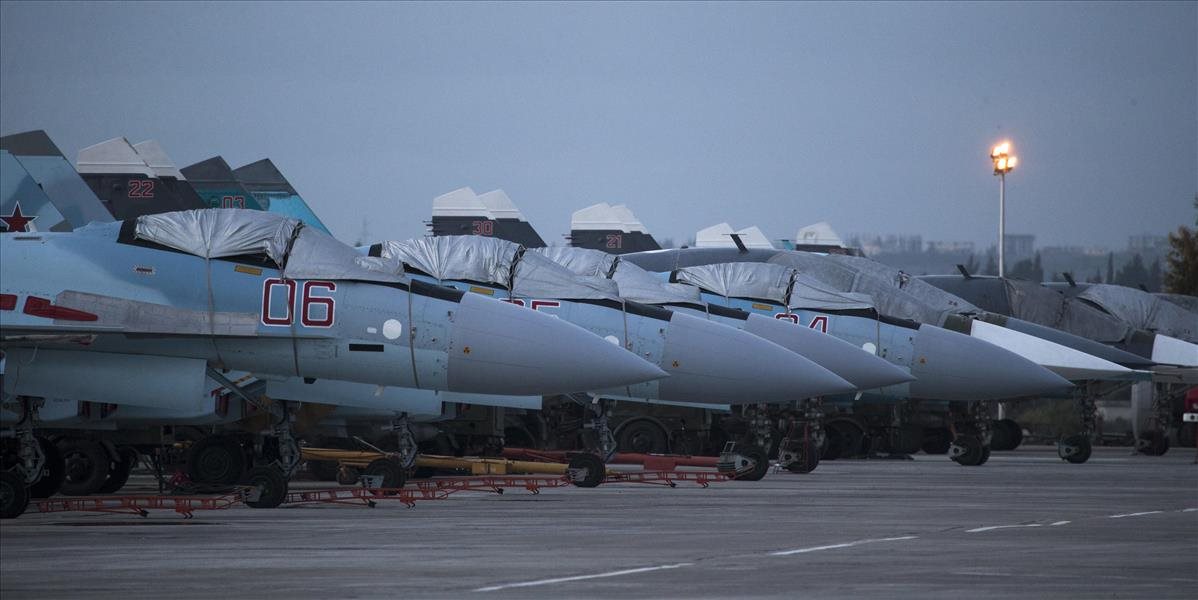 Rusko dočasne zastavuje letecké útoky v Sýrii
