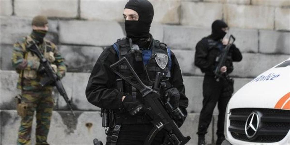 V Belgicku zadržali podozrivých z náboru dobrovoľníkov pre IS a prípravy útokov
