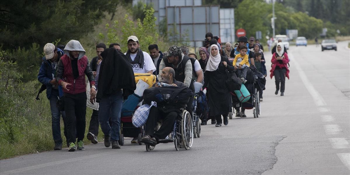 Nemci a Švédi chcú do Maďarska vrátiť 52 000 migrantov, Lázár: Pošlite ich do Grécka