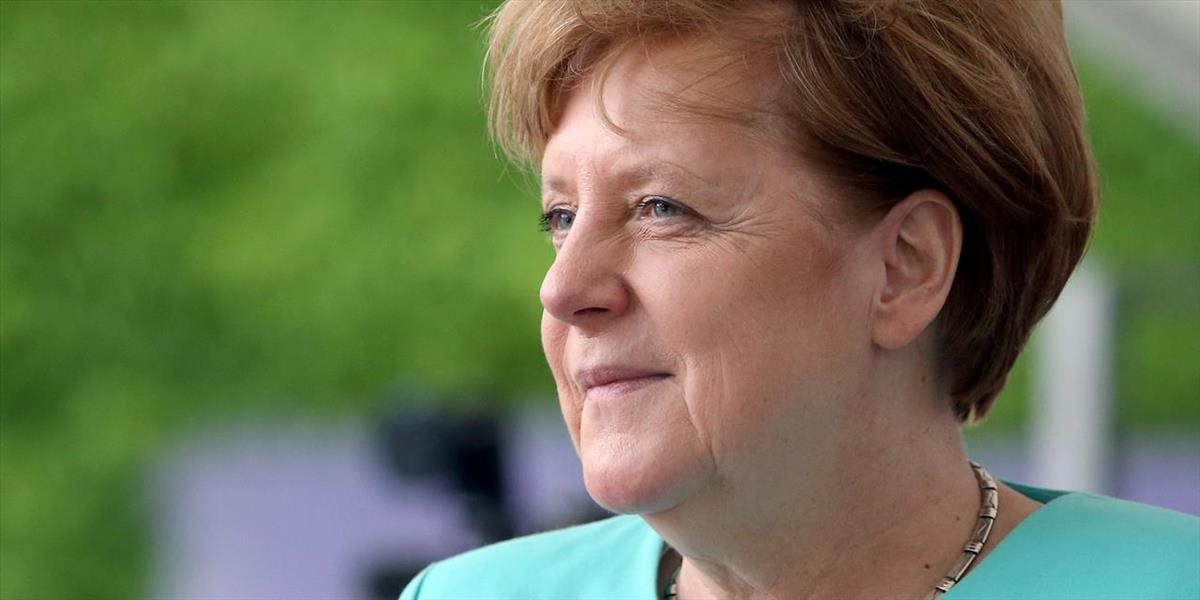 Preferencie vládnucej koalície v Nemecku klesli prvýkrát pod 50 percent