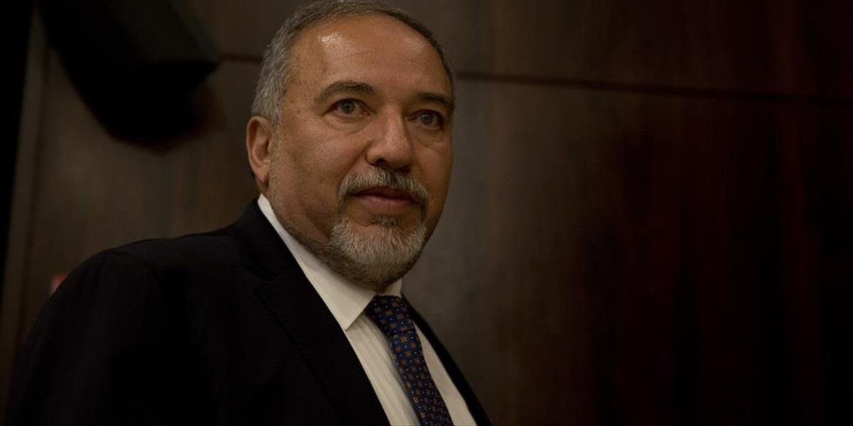 Izraelskú vládu posilnila strana Jisrael bejtenu, Lieberman novým ministrom obrany