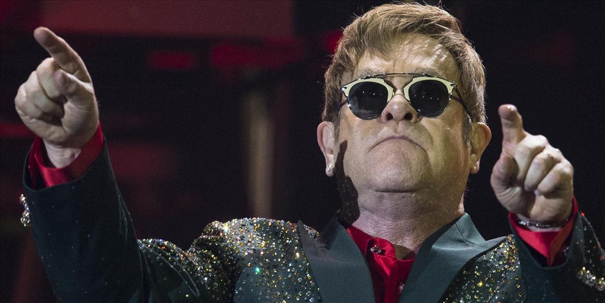 Elton John stále dúfa v stretnutie s Putinom, chce u neho orodovať za práva homosexuálov