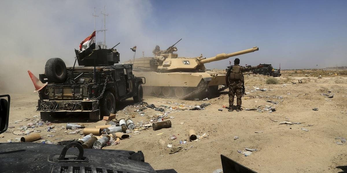 Armáde sa podarilo vytlačiť militantov IS z predmestia Fallúdže