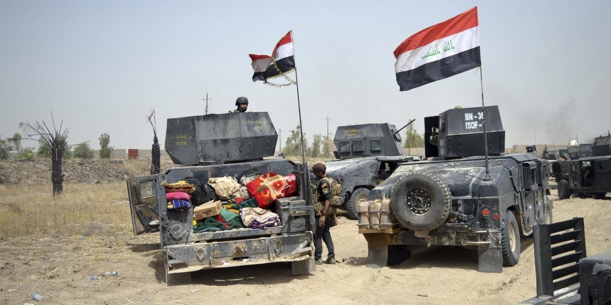 Neďaleko mesta irackého Fallúdža objavili masový hrob s ostatkami 400 ľudí