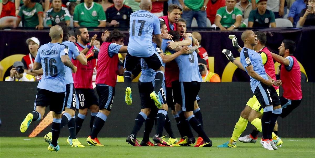VIDEO Faux pas na Copa America: Uruguajčanom zahrali čilskú hymnu