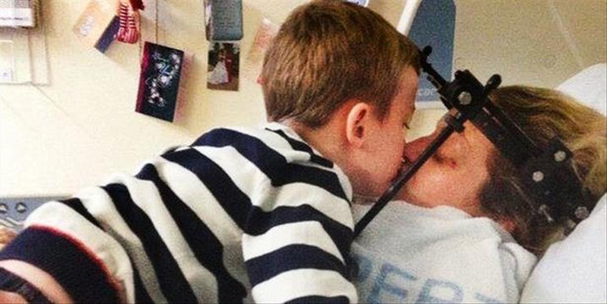 Láska má úžasnú silu: Matka sa prebudila z kómy potom, ako počula hlas svojho syna