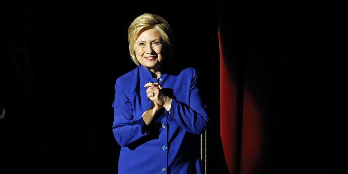 Clintonová má dostatok delegátov na prezidentskú nomináciu demokratov