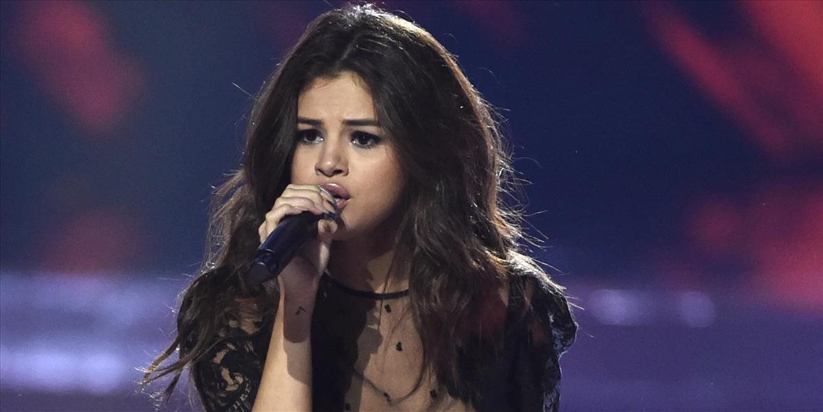 Selena Gomez predstavila klip k piesni Kill Em With Kindness