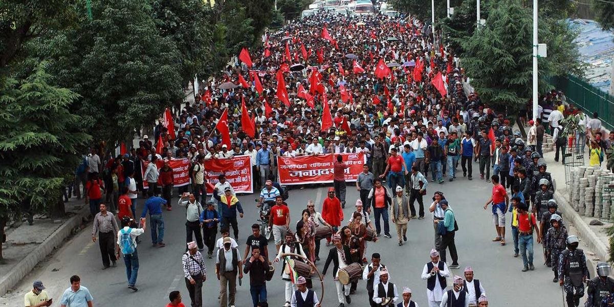 Generálny štrajk uzavrel v Nepále školy a trhoviská, nepremáva ani doprava