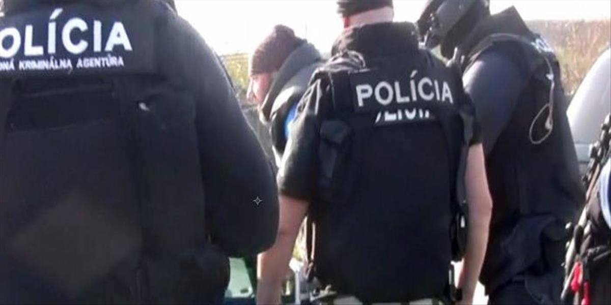 Slovenská polícia zadržala dvoch cudzincov z Azerbajdžanu