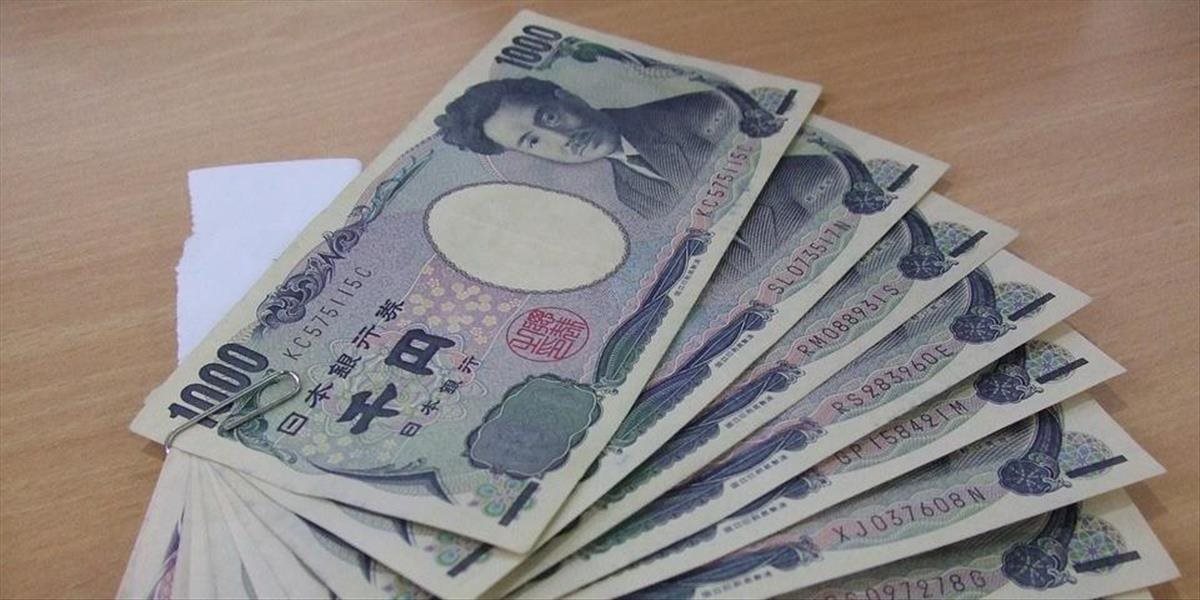 Japonský jen rekordne stúpol voči euru aj doláru