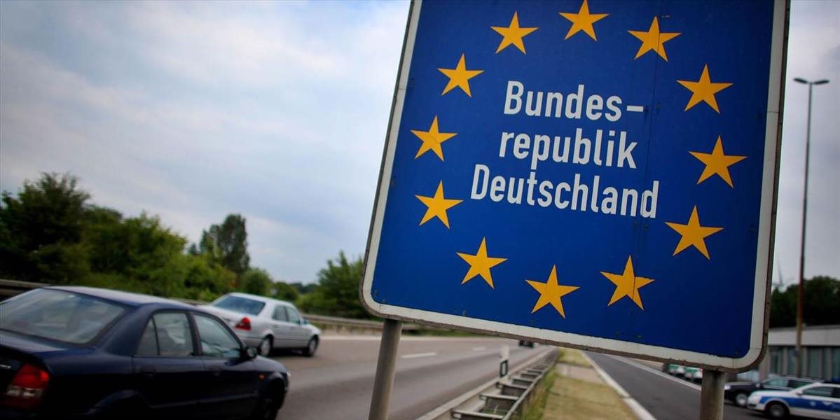 Ministri vnútra Bavorska a Rakúska hovorili o obnovení hraničných kontrol
