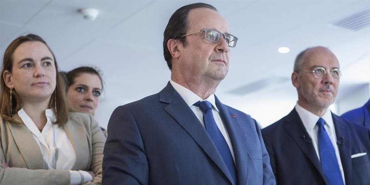 Hollande apeloval na zodpovednosť demonštrantov a vyzval na ukončenie štrajkov